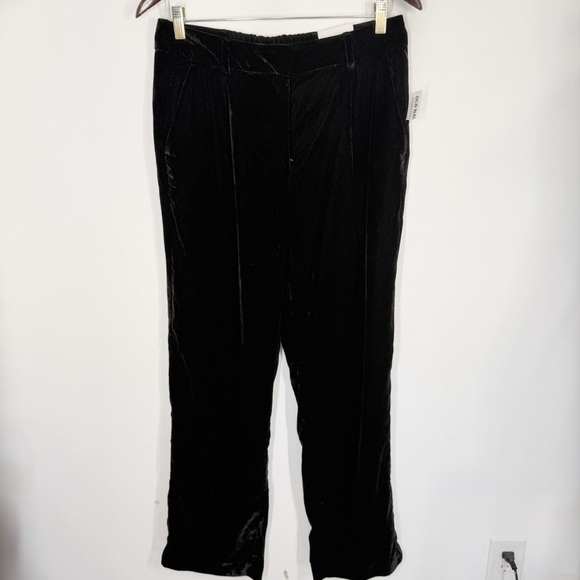 NWT Old Navy Velvet Taylor Wide Leg Trousers Pant Medium Black - Picture 2 of 7